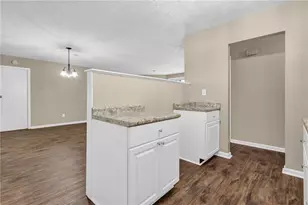 8997 Huntwood Ln, Riverdale, GA 30274 - Photo 23