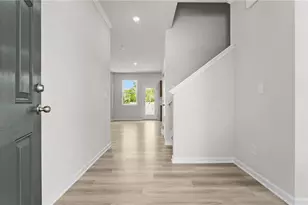 205 Bloomfield Cir, Canton, GA 30114 - Photo 5