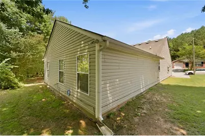 7126 Ravenwood Lane, Lithonia, GA 30038 - Photo 17