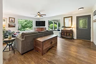 10 Dimsdale Ln, Alpharetta, GA 30004 - Photo 9