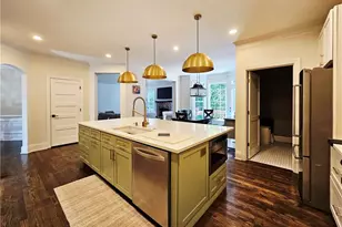 6860 Sterling Dr, Suwanee, GA 30024 - Photo 15