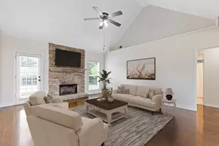 360 Finch Way, Jefferson, GA 30549 - Photo 7