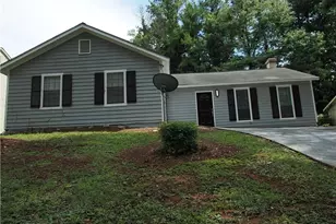 5139 Galbraith Cir, Stone Mountain, GA 30088 - Photo 1