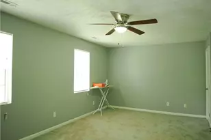 5139 Galbraith Cir, Stone Mountain, GA 30088 - Photo 17