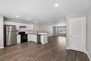4422 Pinscher St, Union City, GA 30291 - Photo 9