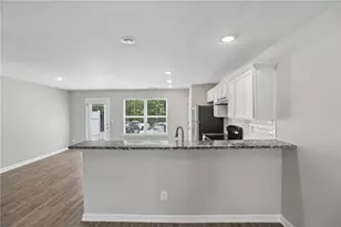 4422 Pinscher St, Union City, GA 30291 - Photo 7