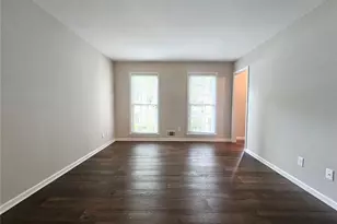290 Oakmere Dr, Alpharetta, GA 30009 - Photo 9