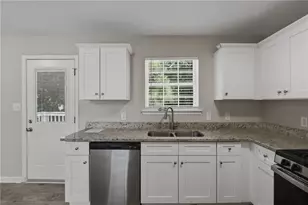 2378 Mills Bend, Decatur, GA 30034 - Photo 11