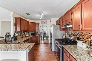 242 Birch Cir, Riverdale, GA 30274 - Photo 13