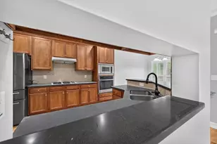7258 Village Creek Trace, Atlanta, GA 30328 - Photo 7