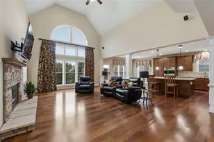 3831 Courson St, Marietta, GA 30066 - Photo 9