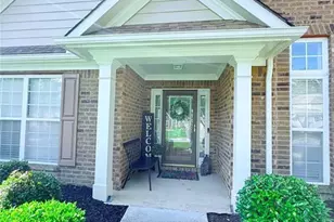 319 Wildwood Point, Atlanta, GA 30349 - Photo 3