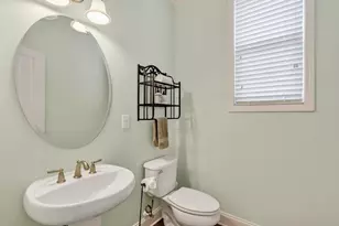 7205 Lowery Oak Dr, Roswell, GA 30075 - Photo 9