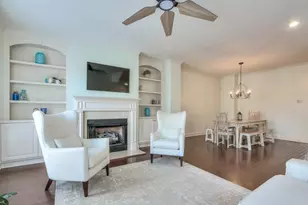 7205 Lowery Oak Dr, Roswell, GA 30075 - Photo 5