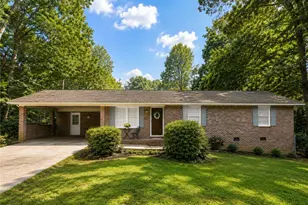 40 Flint Hill Dr, Oxford, GA 30054 - Photo 1