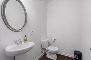 3367 Castleberry Village Cir, Cumming, GA 30040 - Photo 15