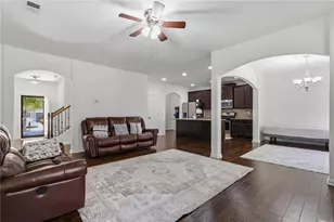 3367 Castleberry Village Cir, Cumming, GA 30040 - Photo 5