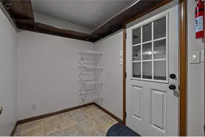 124 Shadow Lake Drive SW, Lilburn, GA 30047 - Photo 21