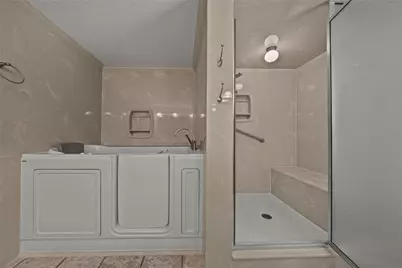 124 Shadow Lake Drive SW, Lilburn, GA 30047 - Photo 27