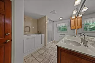 124 Shadow Lake Dr SW, Lilburn, GA 30047 - Photo 25