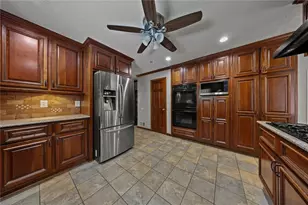 124 Shadow Lake Dr SW, Lilburn, GA 30047 - Photo 13