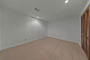 124 Shadow Lake Dr SW, Lilburn, GA 30047 - Photo 35