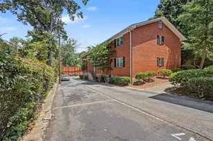 3660 Peachtree Rd NE, Atlanta, GA 30319 - Photo 21