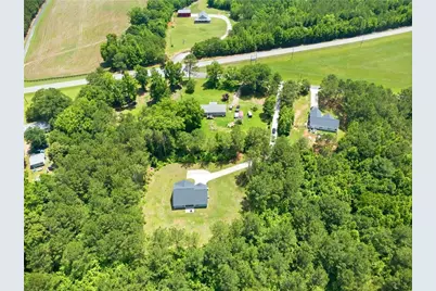 70 Goldmine Road, Grantville, GA 30220 - Photo 23