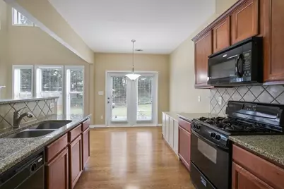 434 Reynoldston Way, Suwanee, GA 30024 - Photo 7