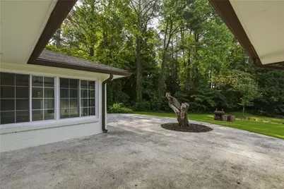 2410 Rugby Avenue, Atlanta, GA 30337 - Photo 33