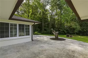 2410 Rugby Ave, Atlanta, GA 30337 - Photo 33