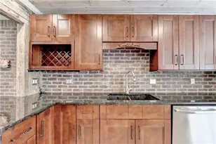 2105 Sandown Ct, Lawrenceville, GA 30043 - Photo 19