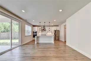 3438 Long Creek Dr, Buford, GA 30519 - Photo 13