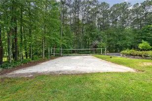 625 W Lake Dr, Oxford, GA 30054 - Photo 85