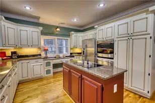 625 W Lake Dr, Oxford, GA 30054 - Photo 29