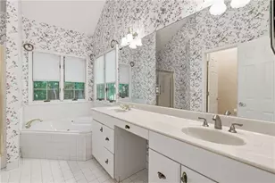 5055 Meadowbrook Cir, Suwanee, GA 30024 - Photo 33