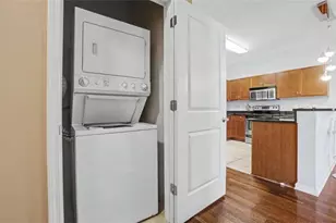 870 Mayson Turner Road NW, Atlanta, GA 30314 - Photo 7