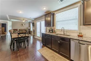 5987 Park Bay Ct, Flowery Branch, GA 30542 - Photo 9