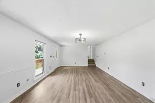 105 Elberta Dr, Newnan, GA 30265 - Photo 9