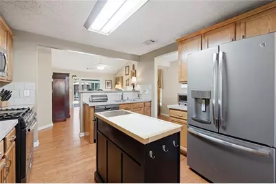 324 Woodland Pass, Canton, GA 30114 - Photo 13