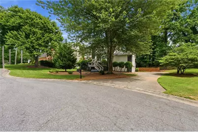 5118 New Bedford Place, Marietta, GA 30068 - Photo 3