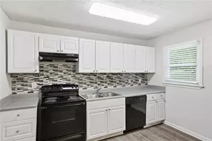 3674 Briar Dr, Lithia Springs, GA 30122 - Photo 9