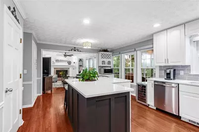 5007 Willow Creek Drive, Woodstock, GA 30188 - Photo 11