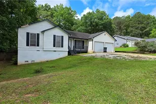 318 Brookstone Dr, Lagrange, GA 30241 - Photo 9