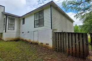 318 Brookstone Dr, Lagrange, GA 30241 - Photo 11