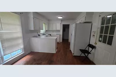318 Brookstone Drive, Lagrange, GA 30241 - Photo 3