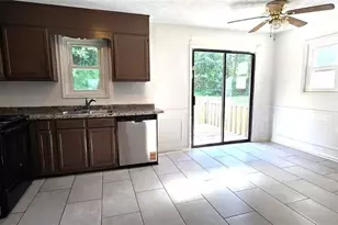 805 Arbor Hill Dr, Stone Mountain, GA 30088 - Photo 3