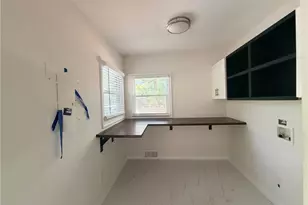 2340 Highview Rd, Atlanta, GA 30311 - Photo 9
