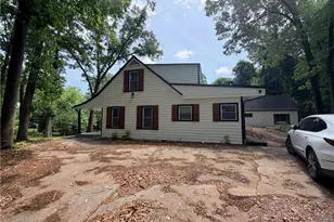 2340 Highview Rd, Atlanta, GA 30311 - Photo 3