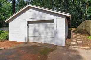 1752 Springer St NW, Atlanta, GA 30318 - Photo 35